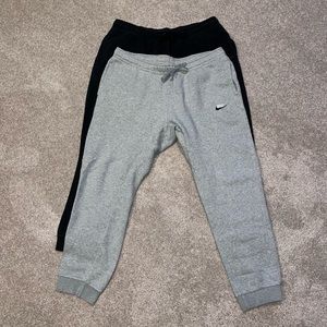 Lot of 2 Men’s Nike Club Fleece Joggers. Size XL. Black and Gray.